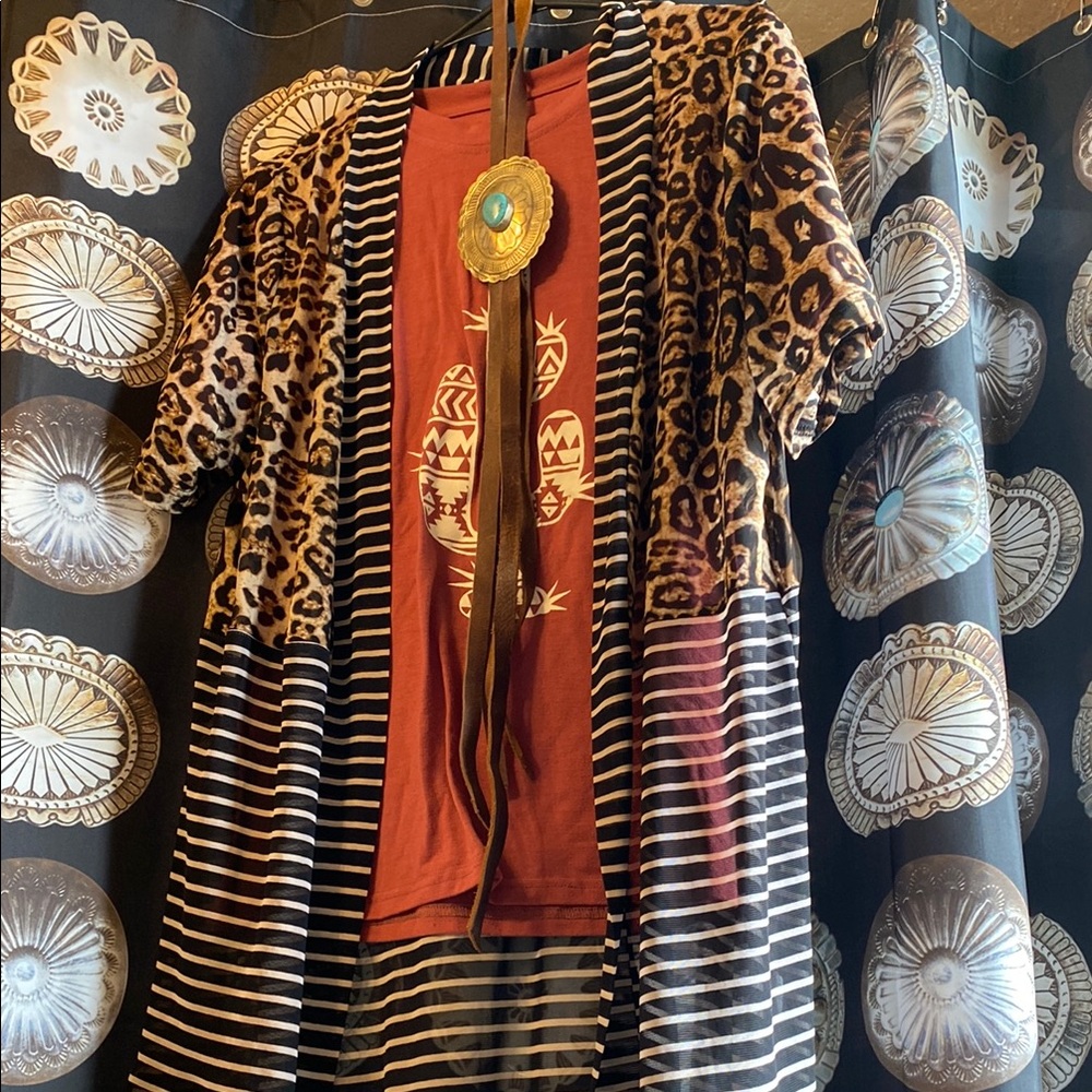 Crazy Train Leopard, Stripe Mesh Kimono &
Cactus tee